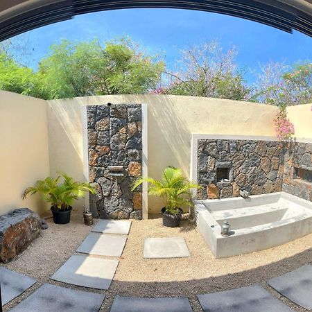 Lakaz Kannell - Vanilla Lodge, Secluded Outside Bath & Shower Infinity Pool Cap Malheureux Bagian luar foto