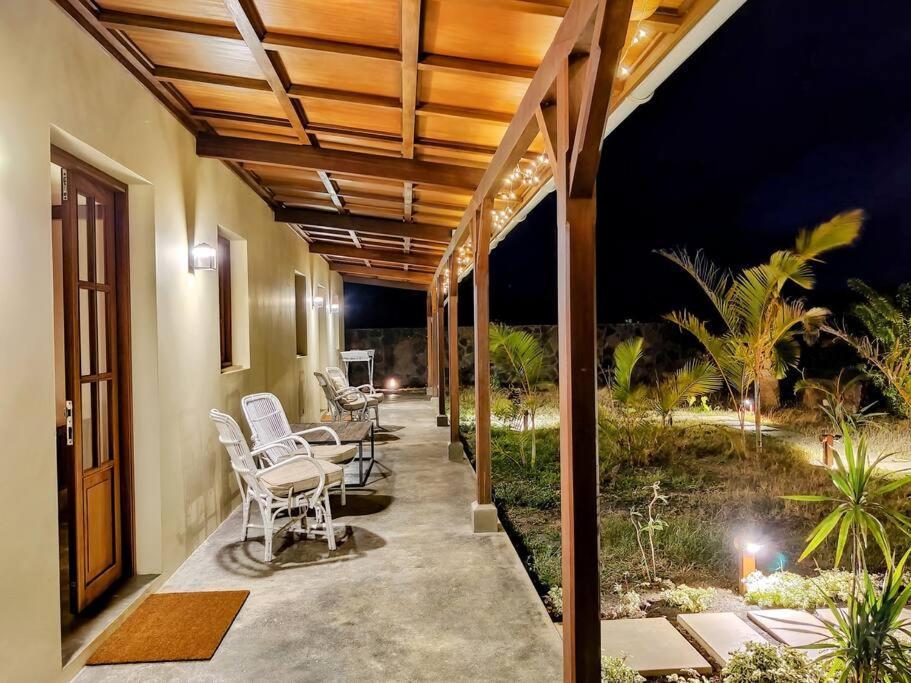 Lakaz Kannell - Vanilla Lodge, Secluded Outside Bath & Shower Infinity Pool Cap Malheureux Bagian luar foto