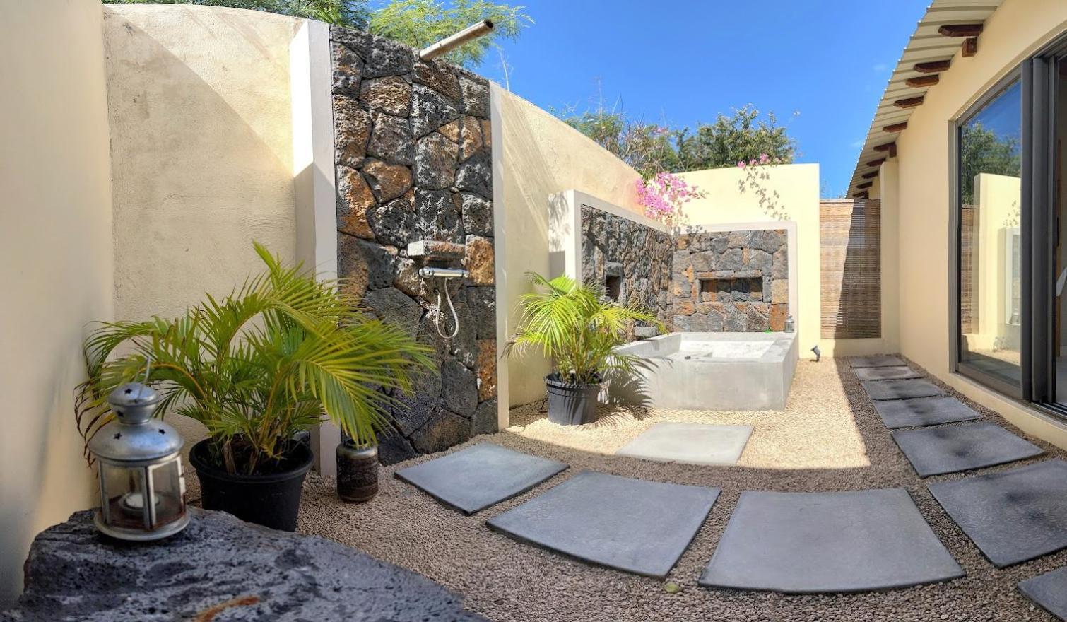 Lakaz Kannell - Vanilla Lodge, Secluded Outside Bath & Shower Infinity Pool Cap Malheureux Bagian luar foto